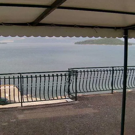 Deak Hotel Drace